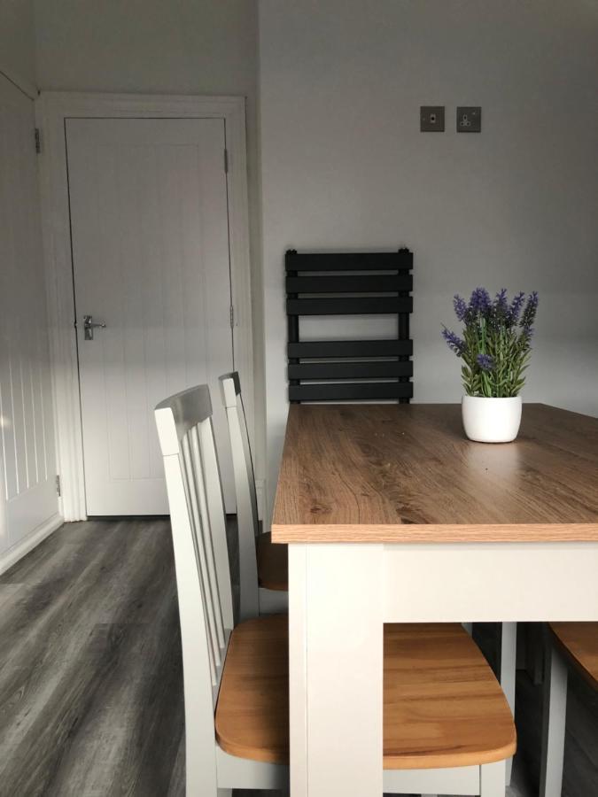 Entire Spacious 4 Bedroom Apartment In Bournemouth Zewnętrze zdjęcie