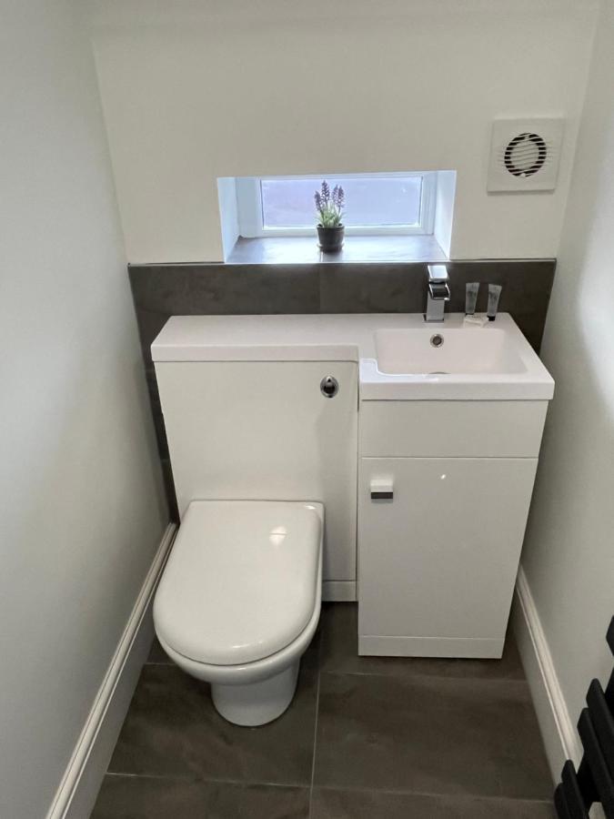 Entire Spacious 4 Bedroom Apartment In Bournemouth Zewnętrze zdjęcie