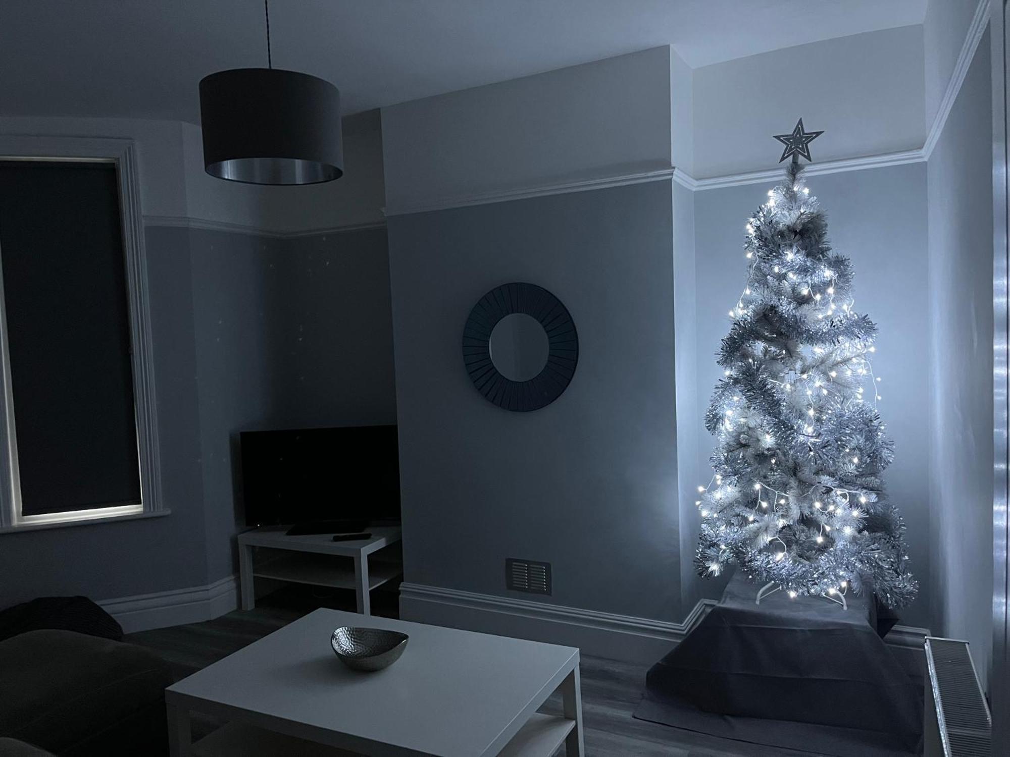 Entire Spacious 4 Bedroom Apartment In Bournemouth Zewnętrze zdjęcie